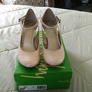 Ankle Strap Mid Heel Shoe